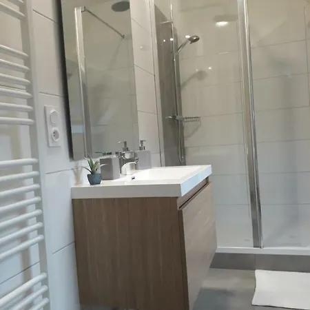 Du Doumet - Luz Centre - Parking Et Garage Individuel Ferme - Draps Et Serviettes Inclus *