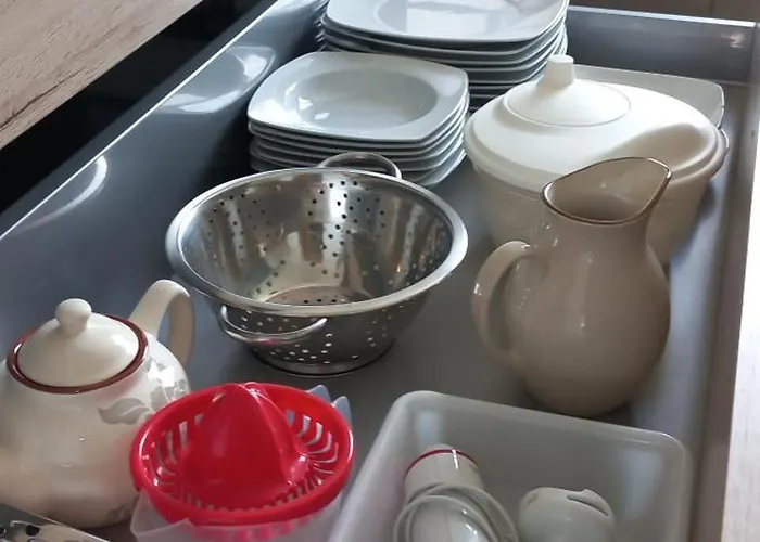 Апартаменты Du Doumet - Luz Centre - Parking Et Garage Individuel Ferme - Draps Et Serviettes Inclus Люс-Сен-Совёр