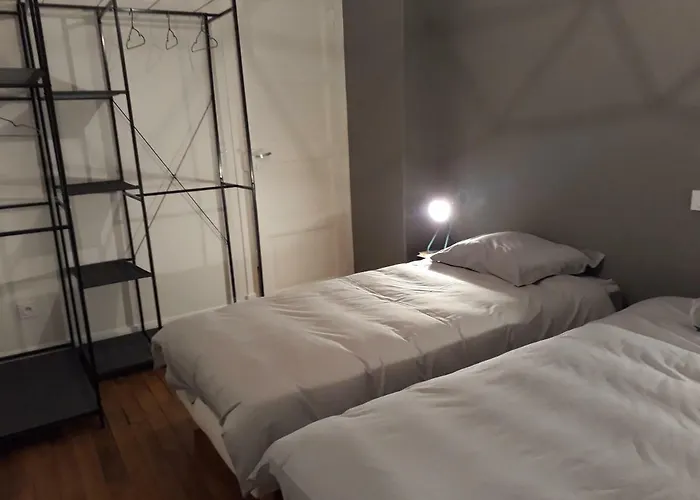 Du Doumet - Luz Centre - Parking Et Garage Individuel Ferme - Draps Et Serviettes Inclus Люс-Сен-Совёр